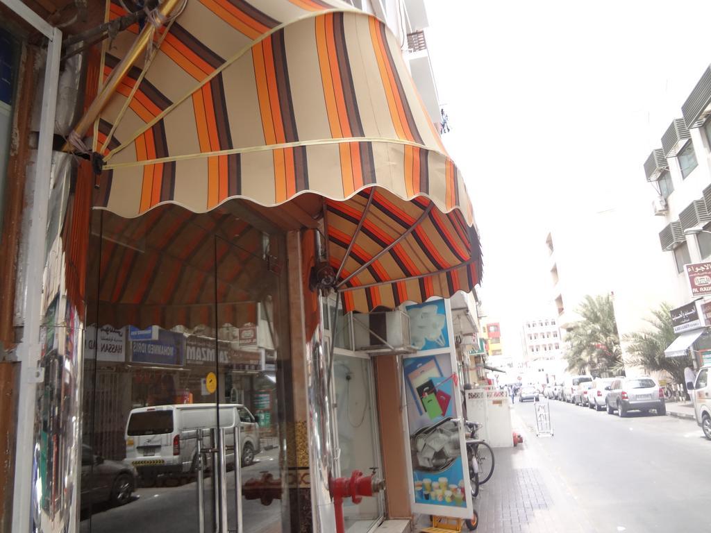 فندق الكواكب دبي المظهر الخارجي الصورة