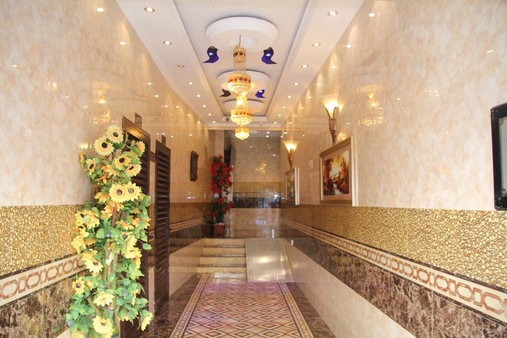 فندق الكواكب دبي المظهر الخارجي الصورة